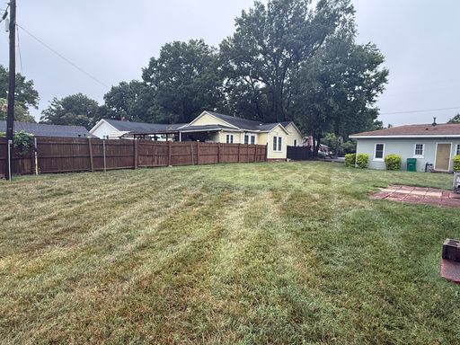 Listing photo thumbnail