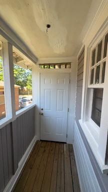 Listing photo thumbnail