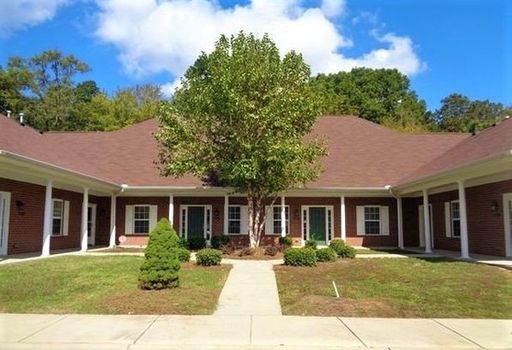 7033 Somerset Springs Drive , Charlotte, NC 28262