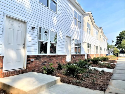 2029 Oakdale Road, Unit U, Charlotte, NC 28216