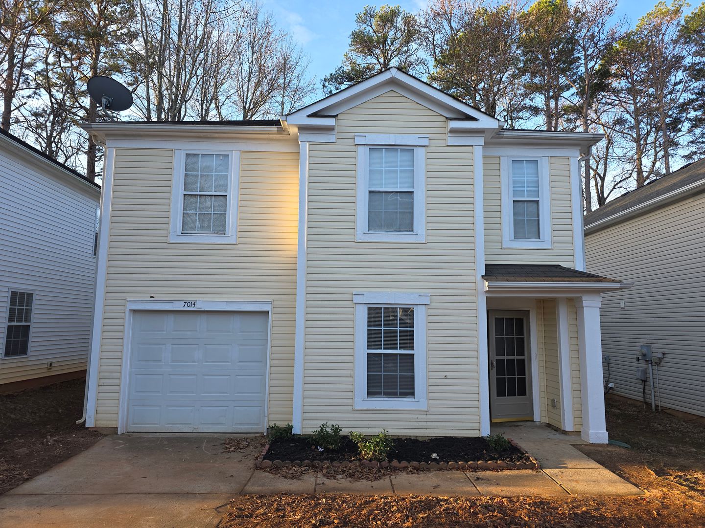 Charlotte House: 7014 Sycamore Grove Court