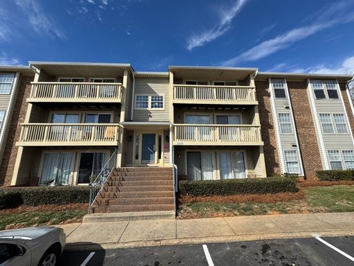 1604 Arlyn Circle Apt M, Charlotte, NC 28213
