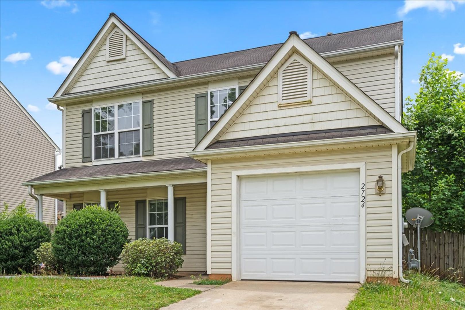 Charlotte House: 2724 Mulberry Pond Drive