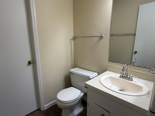 Listing photo thumbnail
