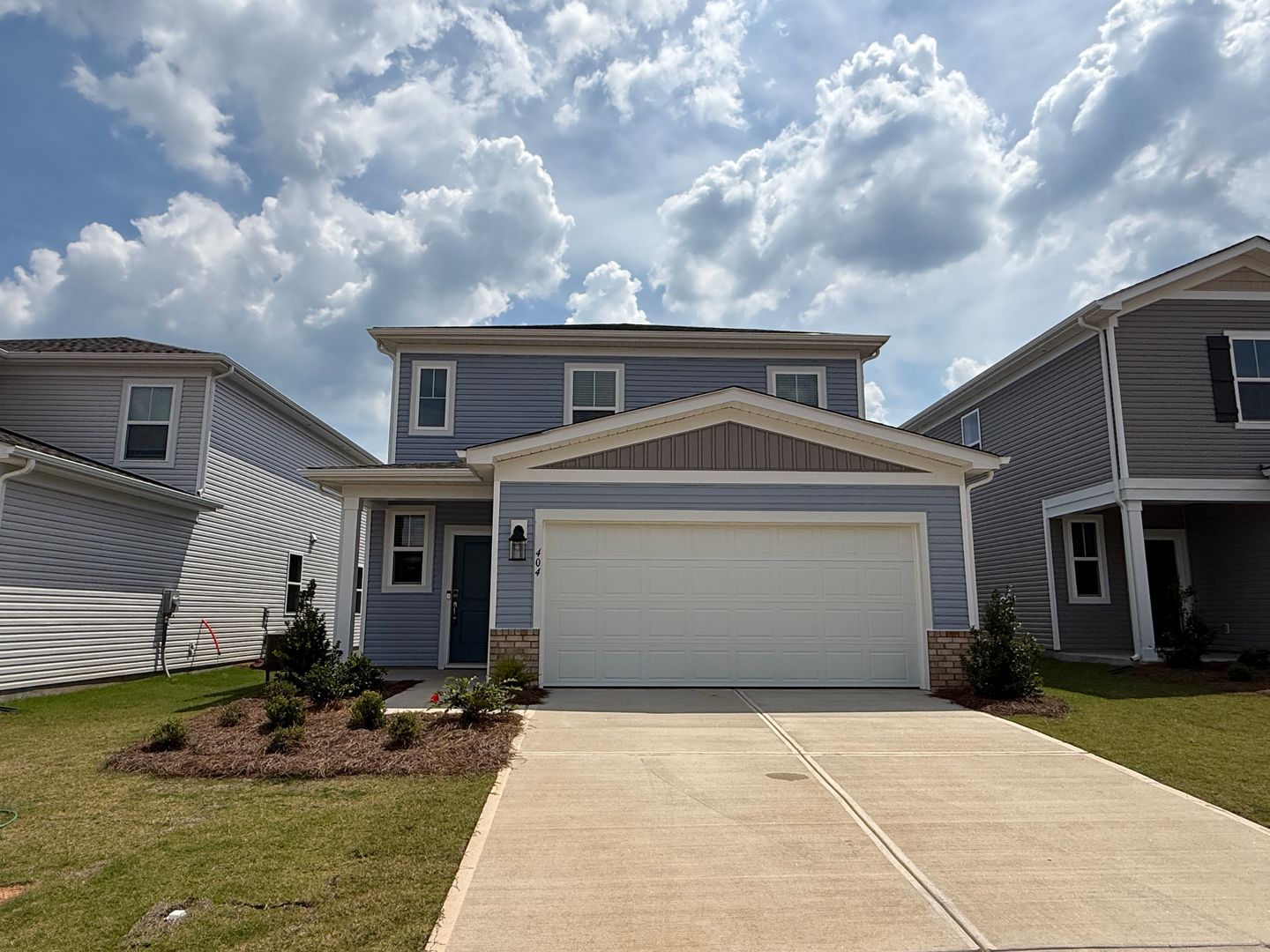 Shelby House: 404 Silver Birch Court