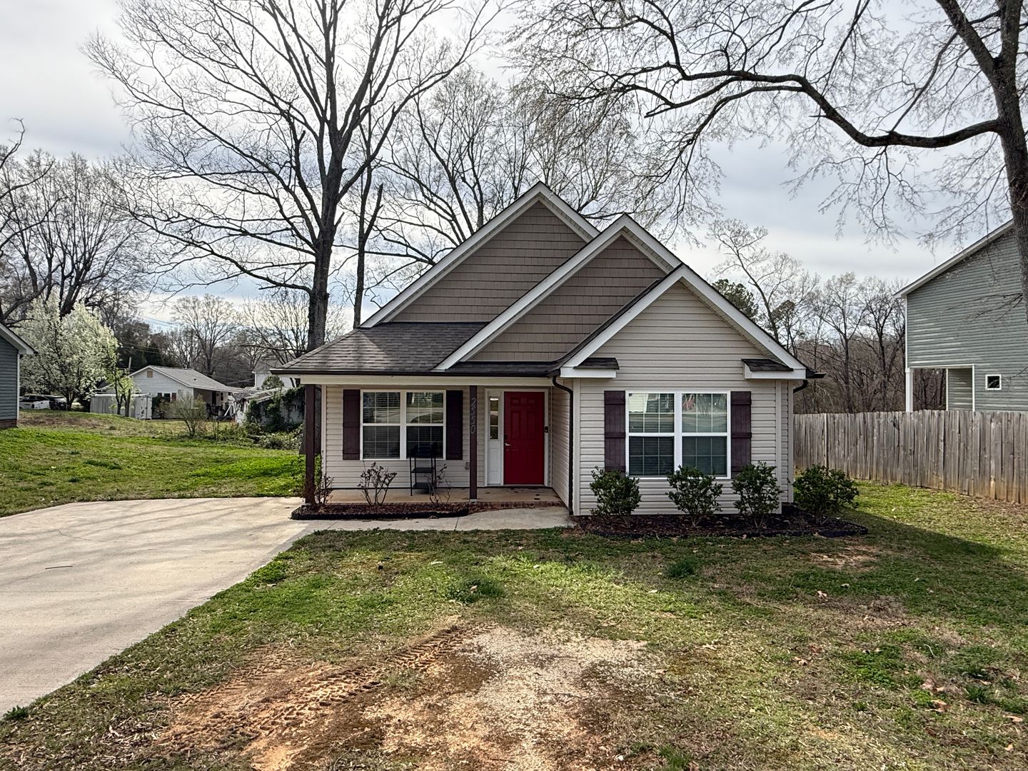 Concord House: 2550 No Mans Avenue