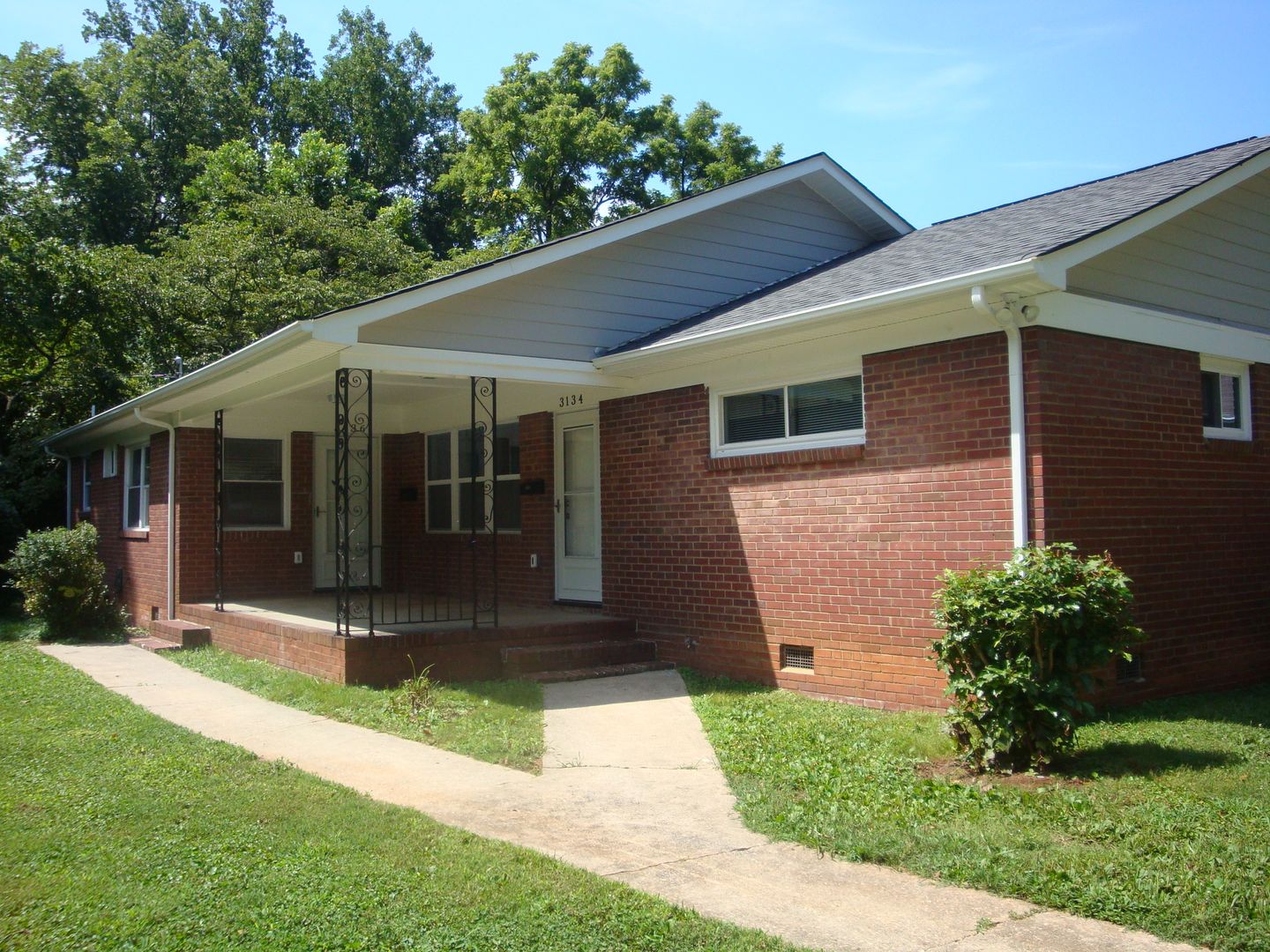 Charlotte Multiplex: 3136 Creighton Drive