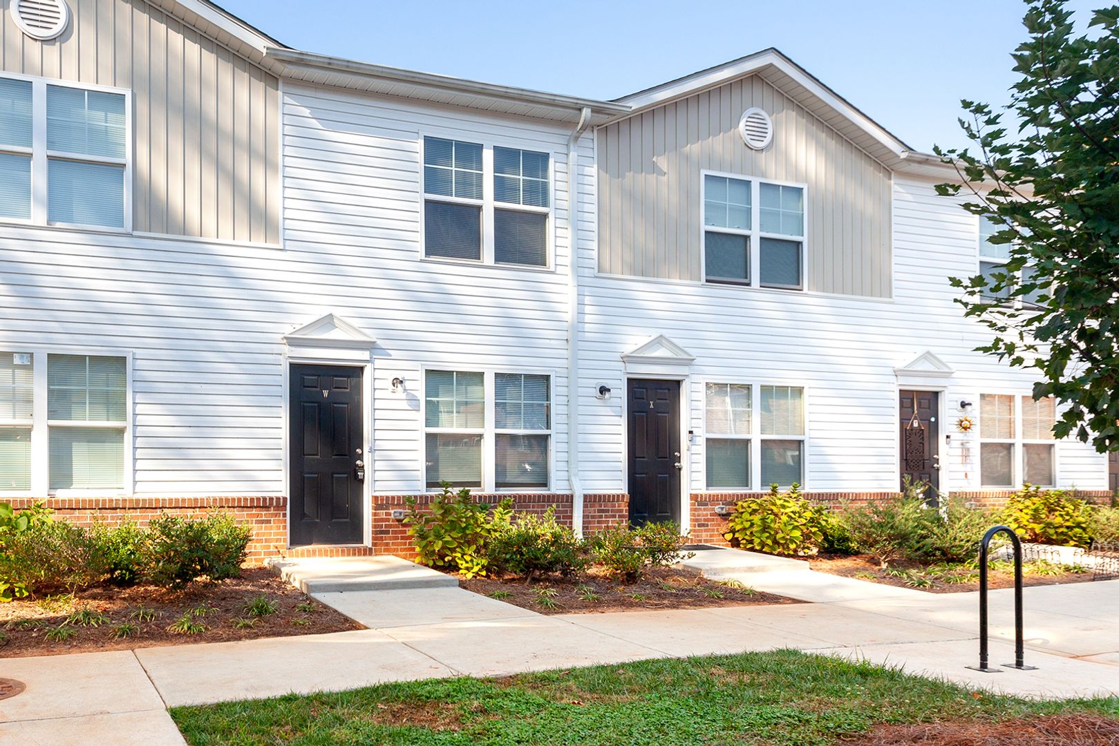 Charlotte Apartment: Oakdale Road