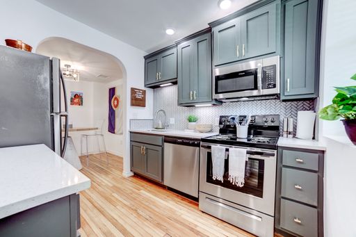 Tulsa 1-Bedroom Apartment | Historic Charm + Modern Upgrades – photo 1
