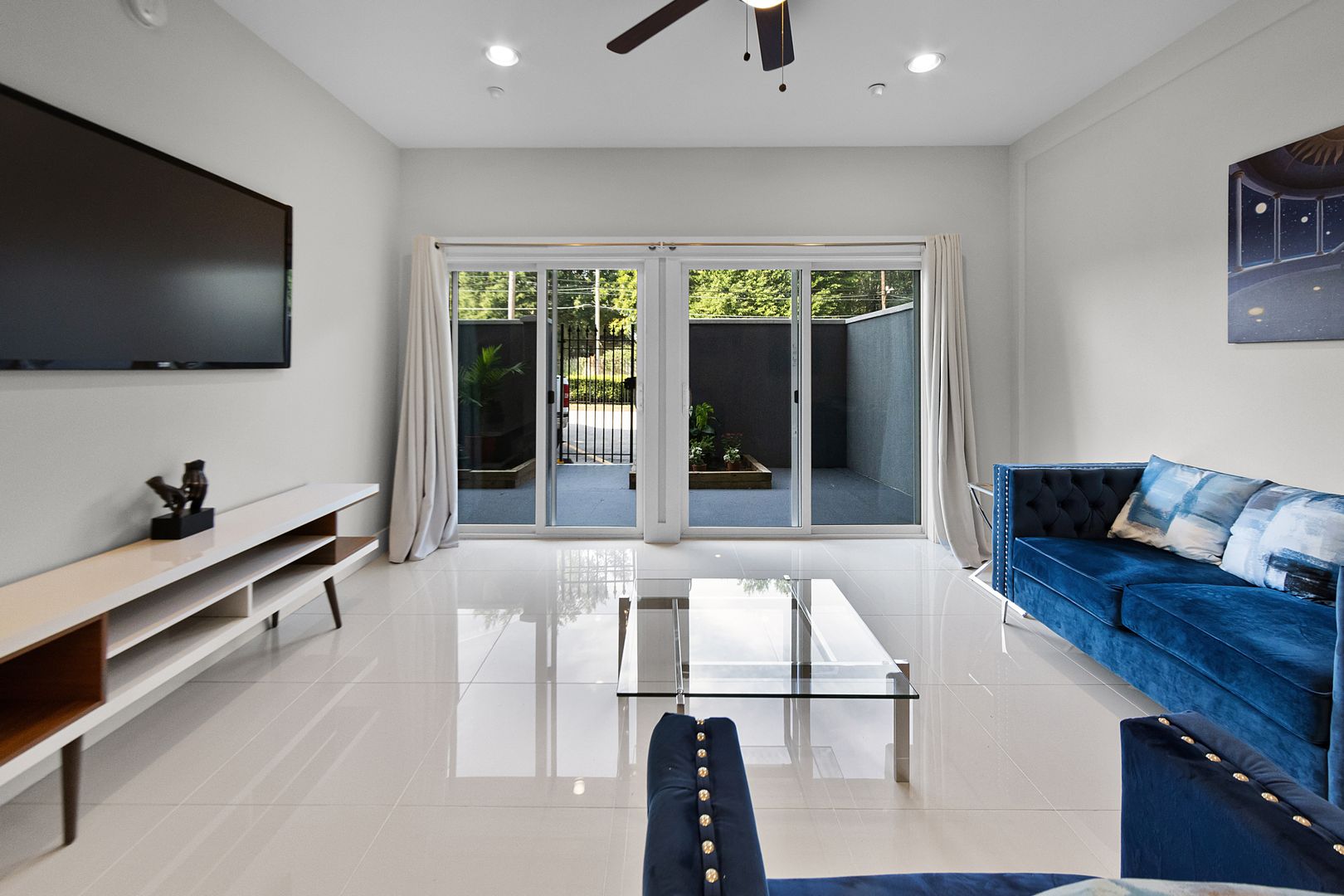 Memphis Apartment: 775 Melrose Street