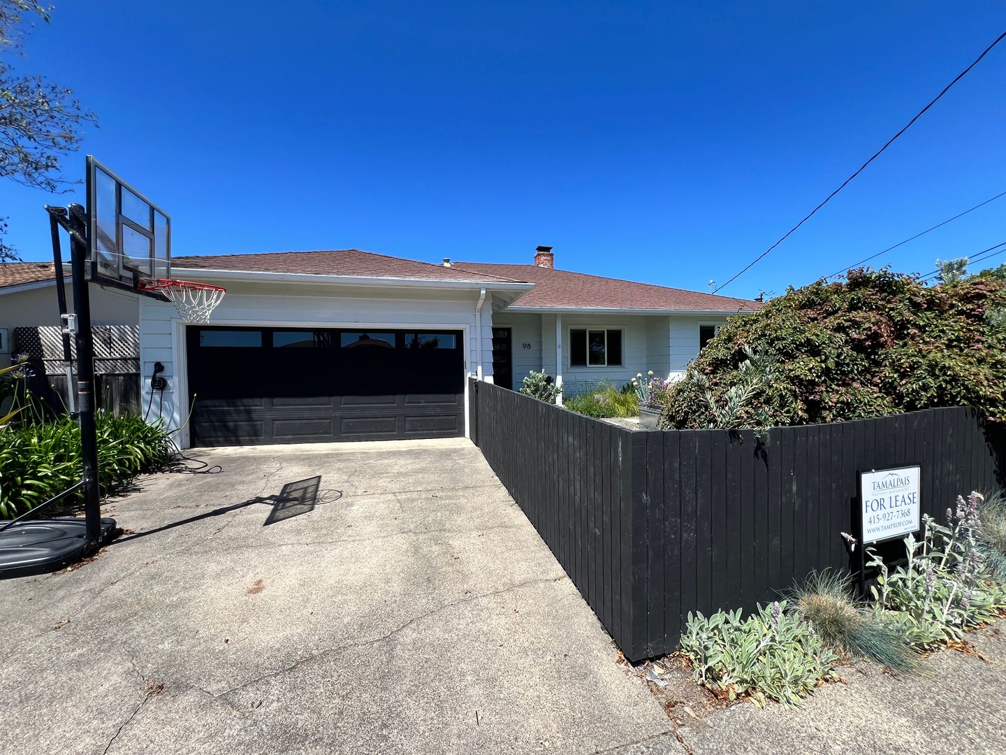 Corte Madera House: 98 Golden Hind Passage