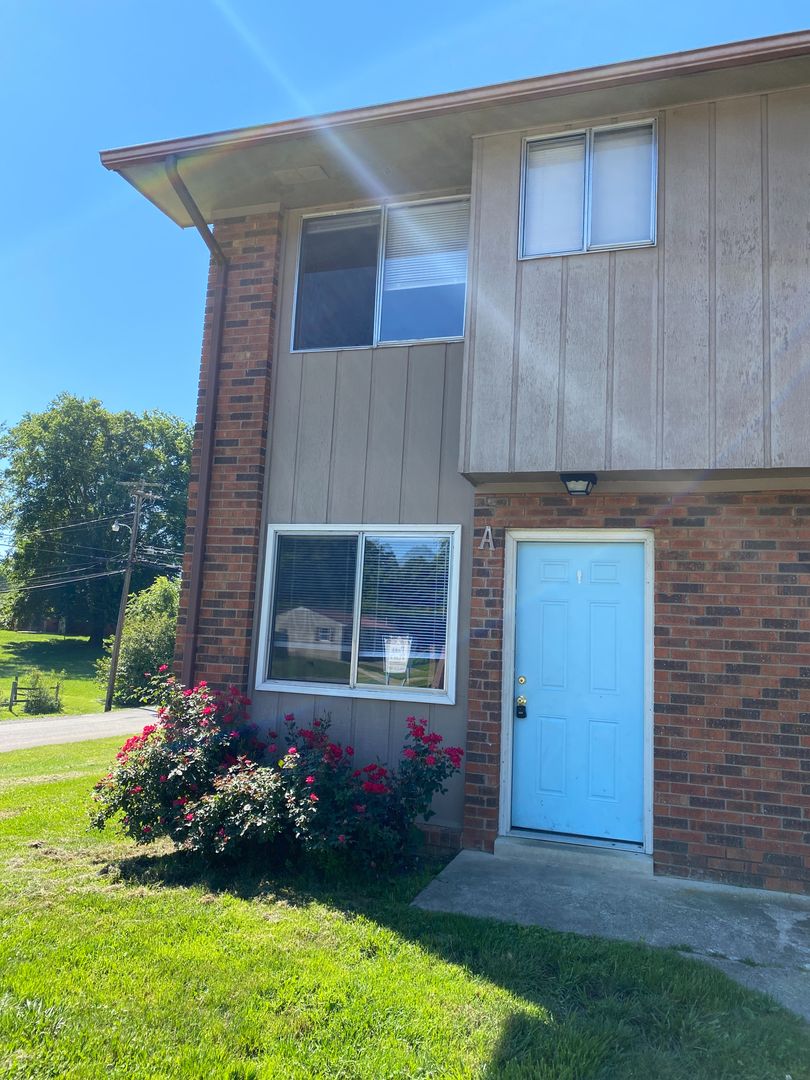 Corbin Apartment: 51 Rockcastle Street