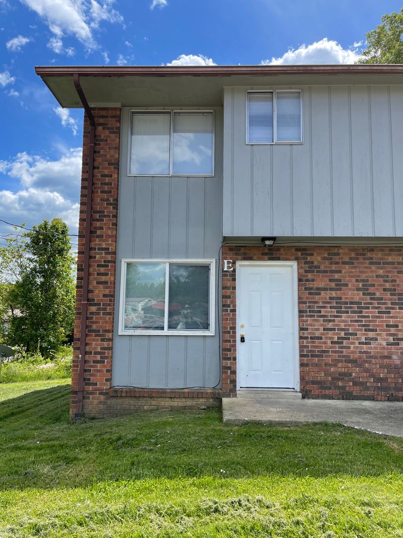 Corbin Apartment: 51 Rockcastle Street