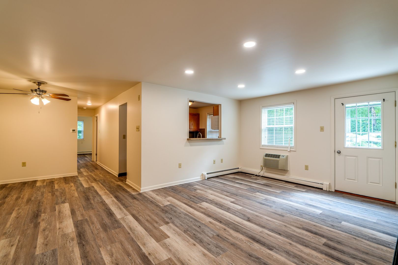 Lancaster Apartment: 20 Echo Valley Lane
