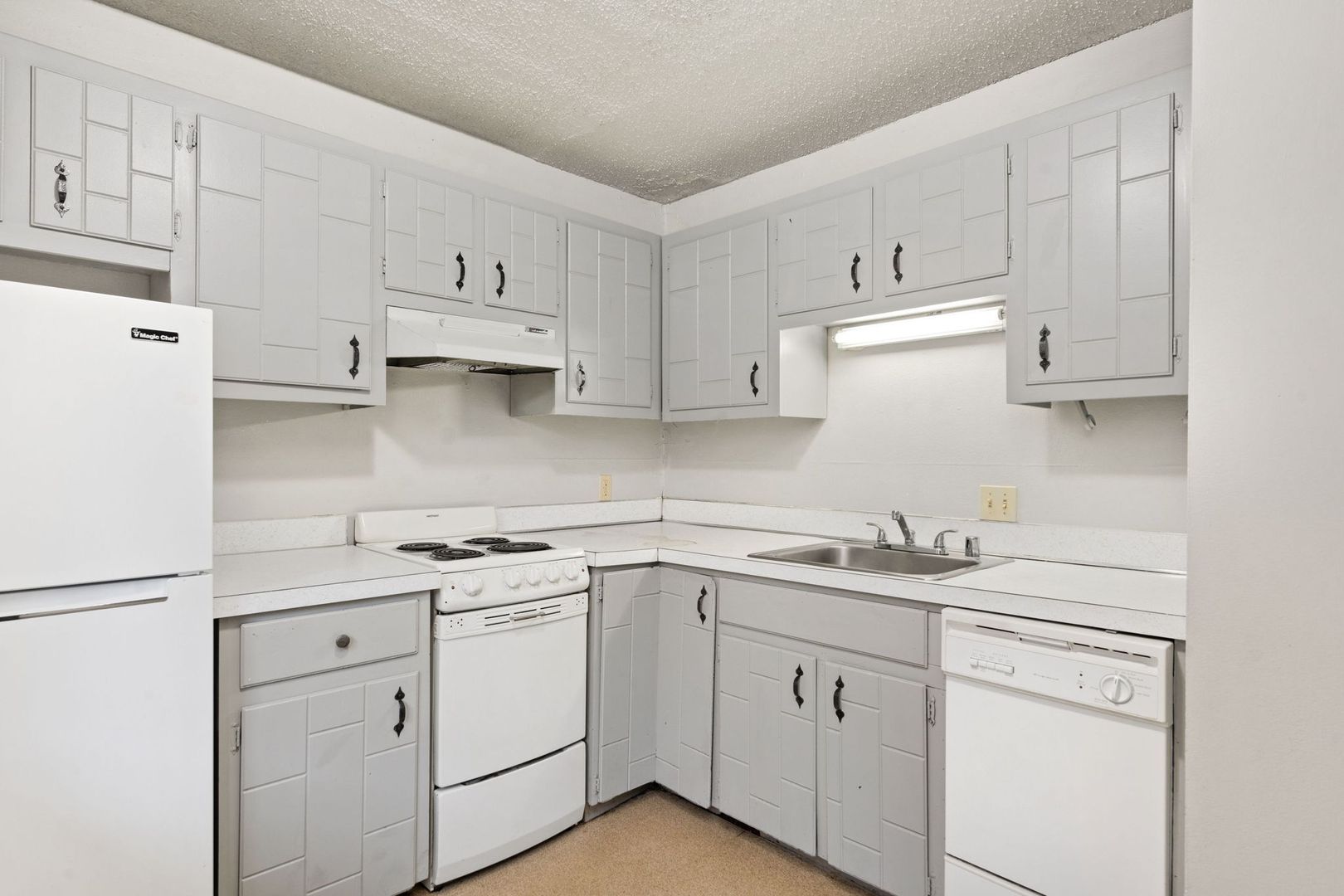 Greeley Apartment: 1900-1906 11th Avenue