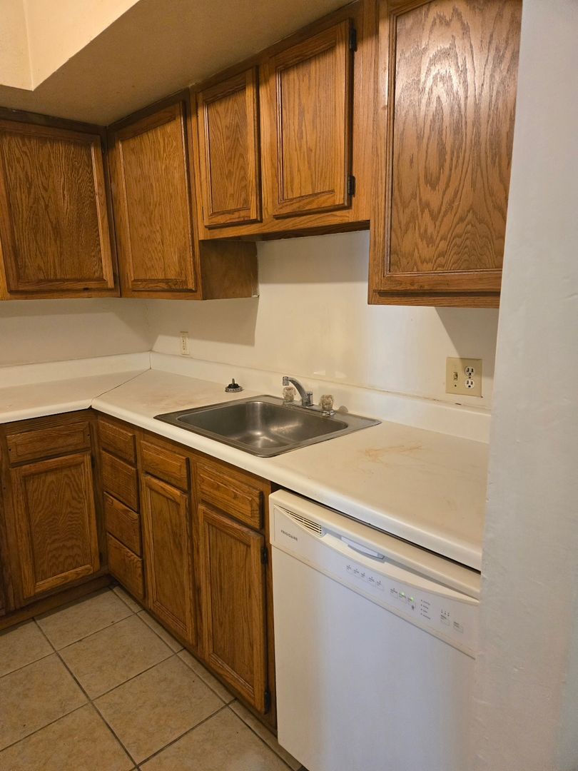 Kansas City Apartment: 8136-8154 1/2 Troost Ave