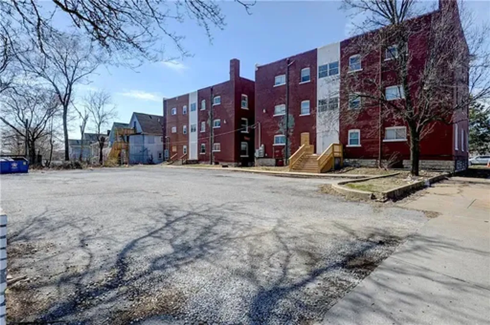 Kansas City Apartment: 901-907 Benton Blvd