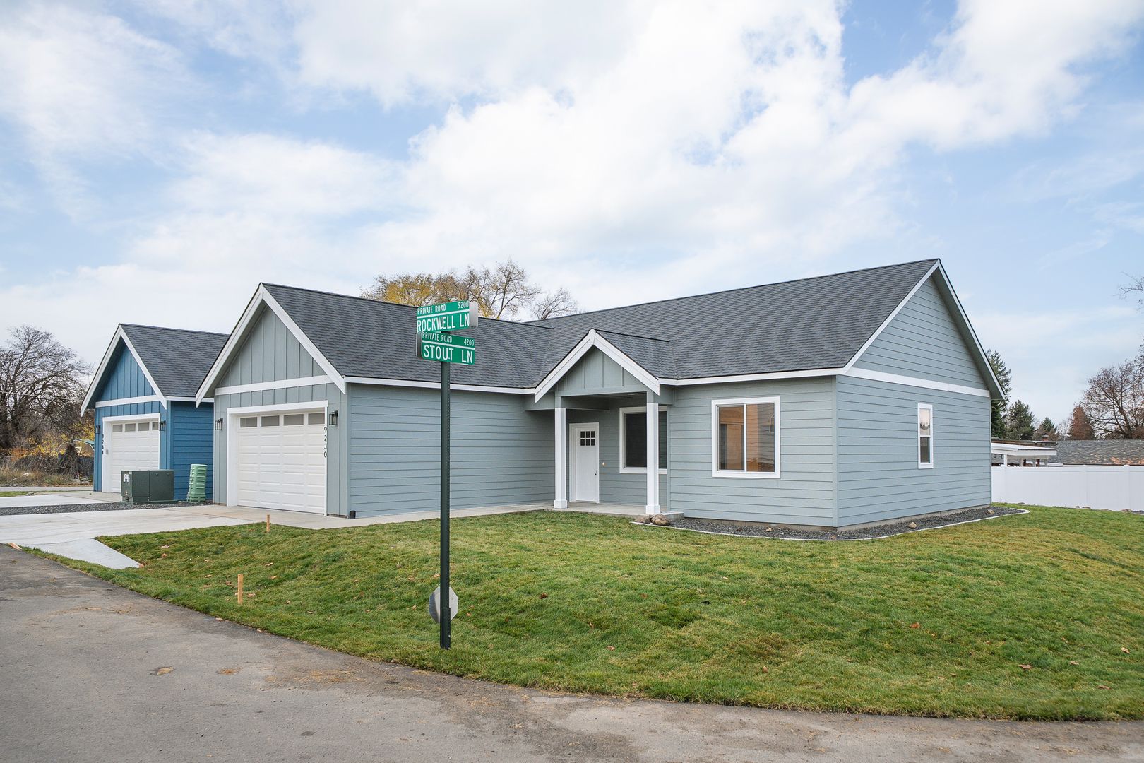 Spokane House: 9230 E Rockwell Lane