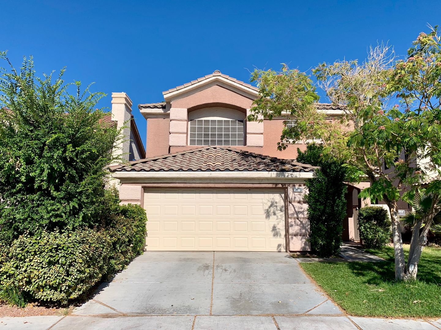 Las Vegas House: 1416 Calle Montery St.