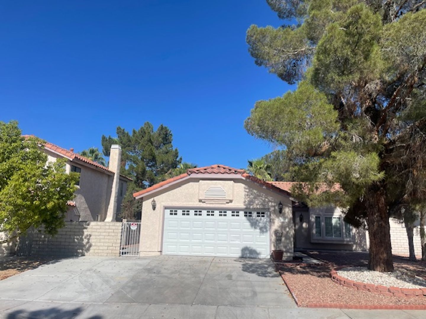 Las Vegas House: 8332 Huxley St.