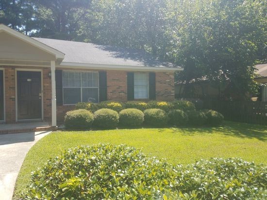 Cary Apartment: 113/115 Rainbow Court