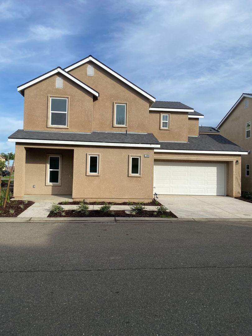 Merced House: 1331 Belmont Dr.