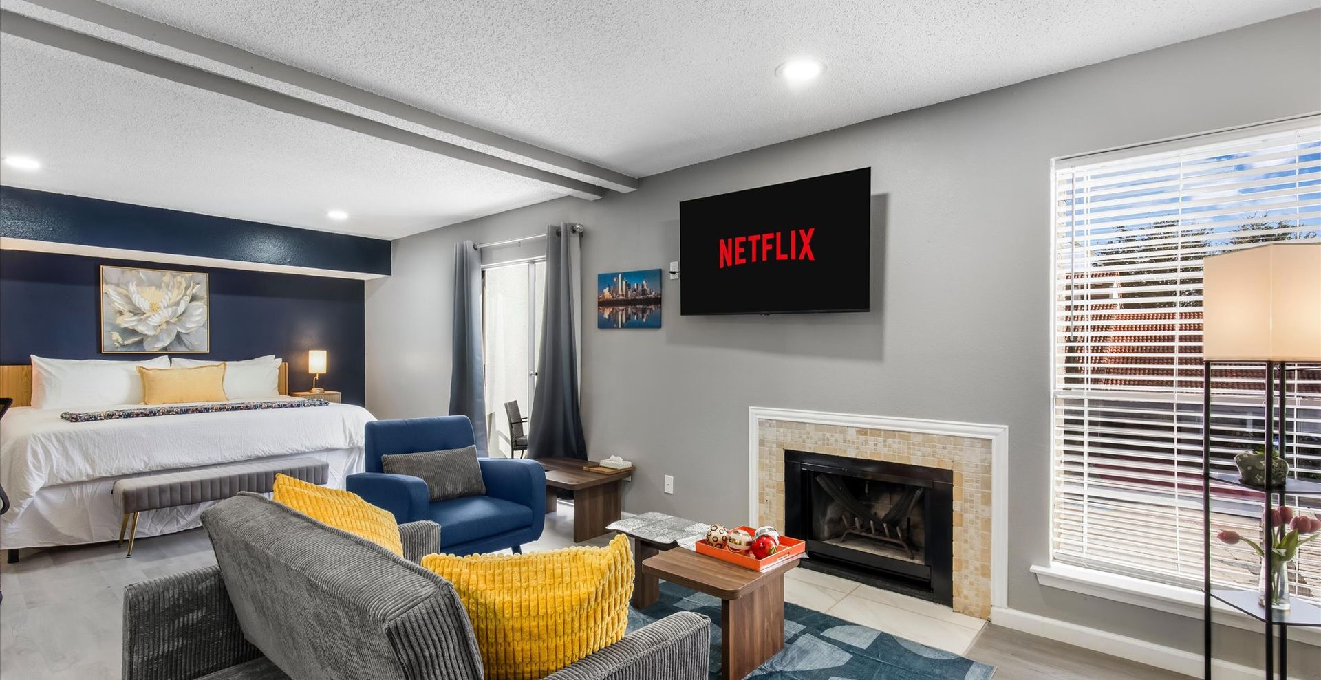Dallas Apartment: 7900 Brookriver Dr