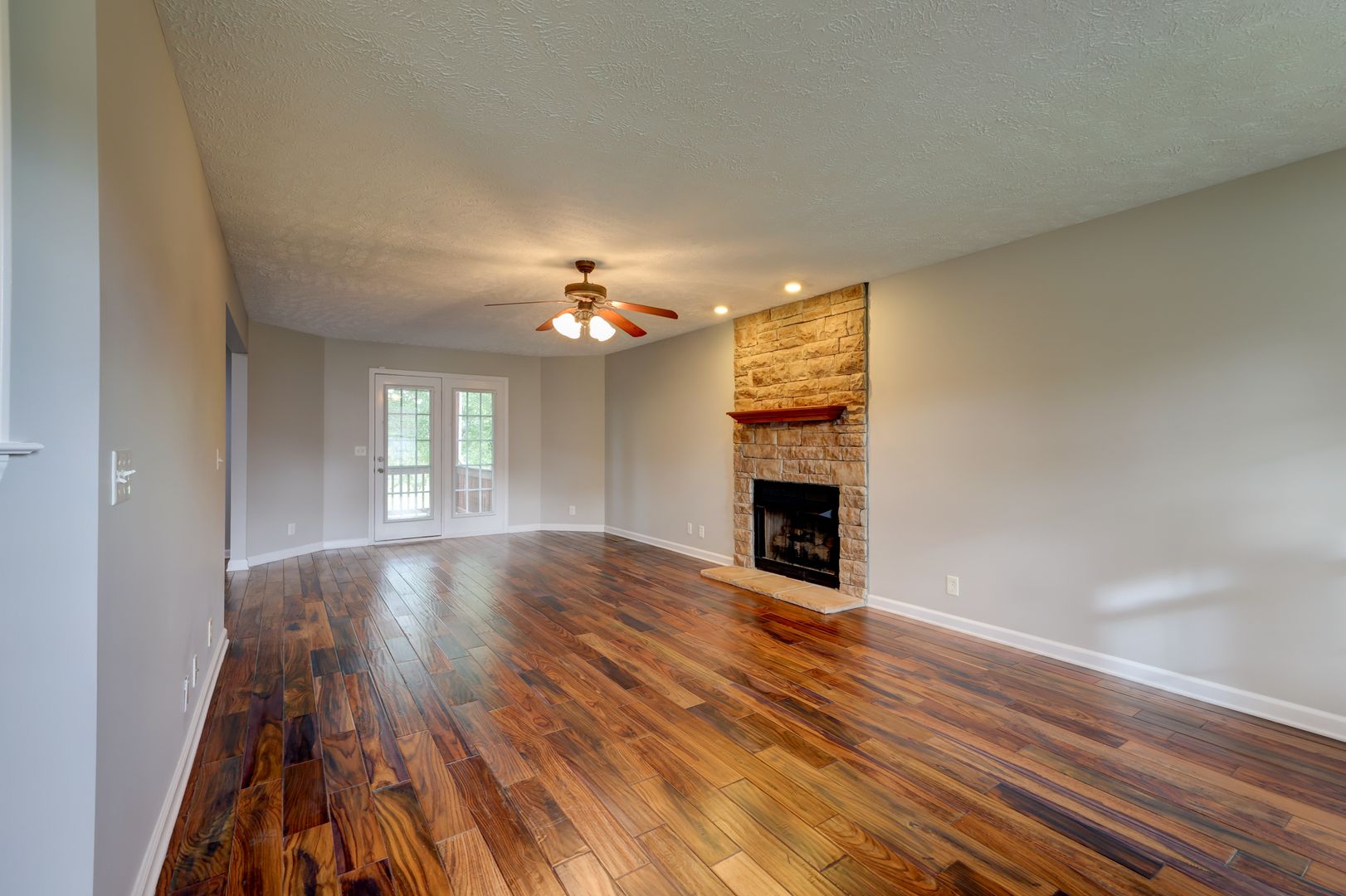 791 Colin Ct 5 of 12