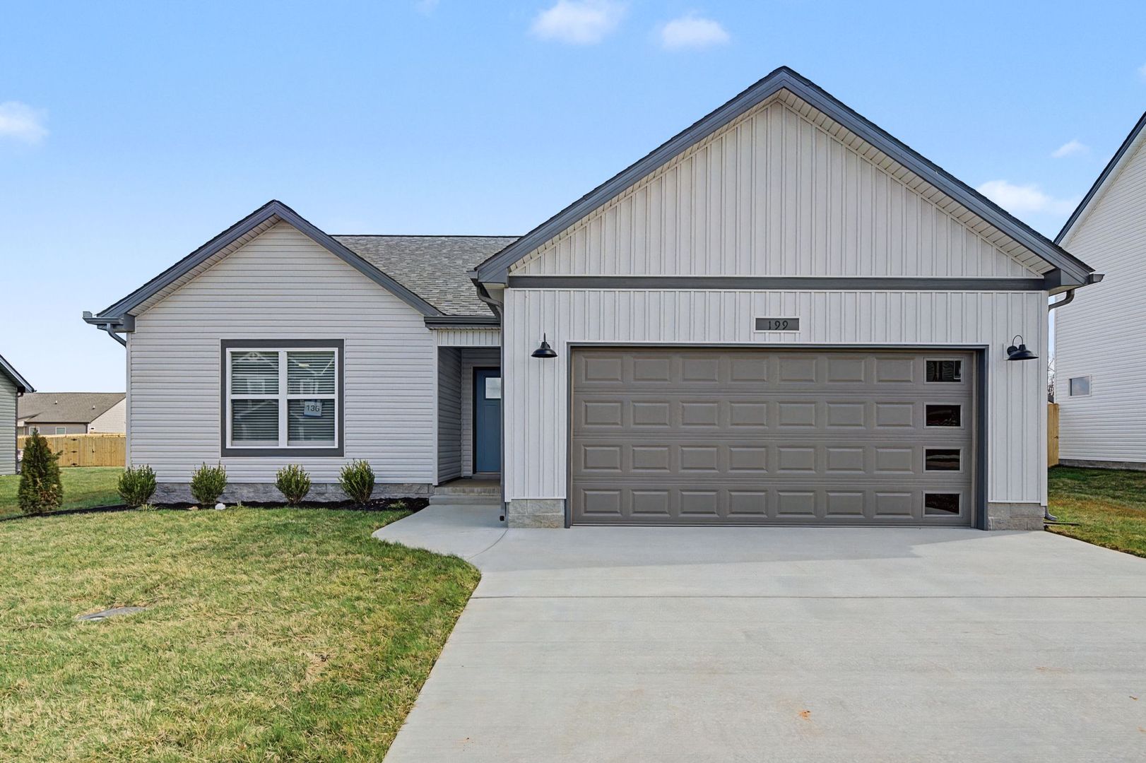 Clarksville House: 199 Donegal Dr