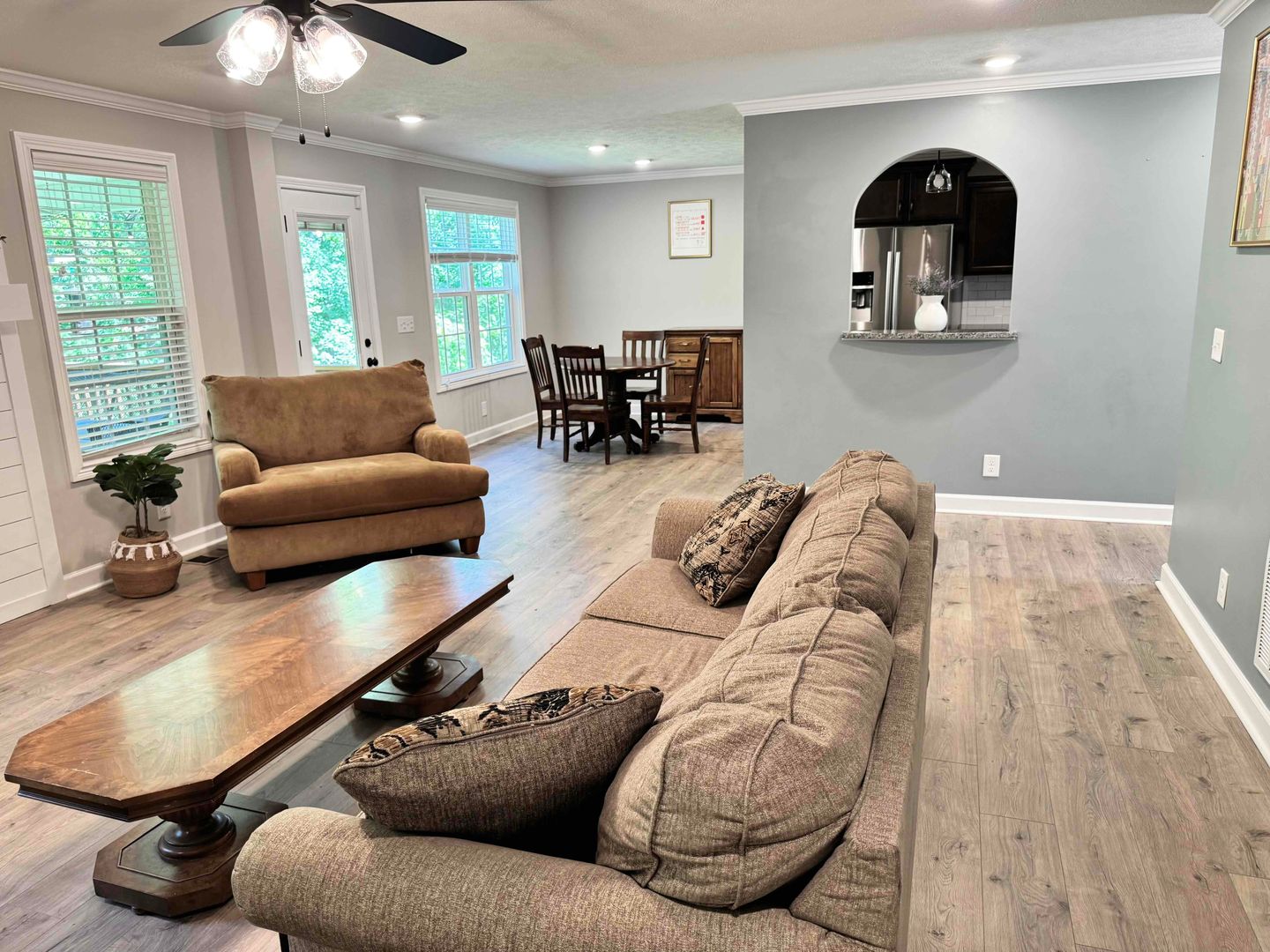 1057 Brightwood Ct 11 of 12