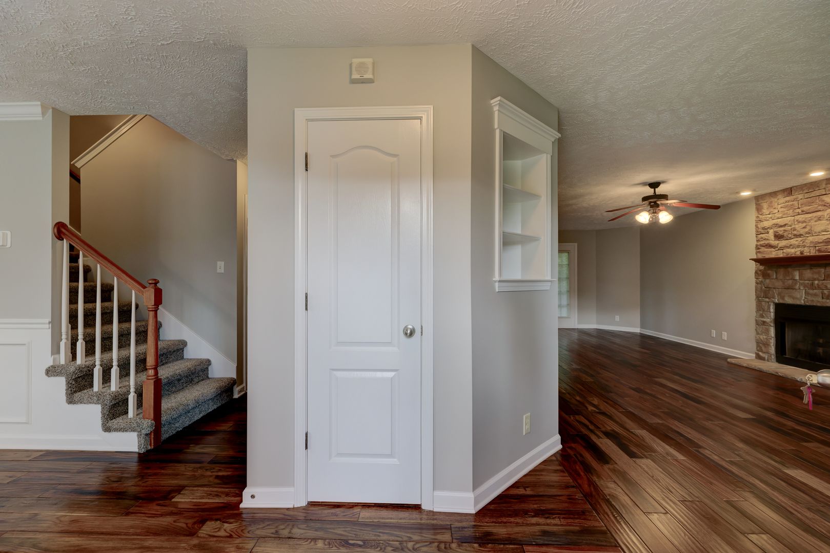 791 Colin Ct 4 of 12
