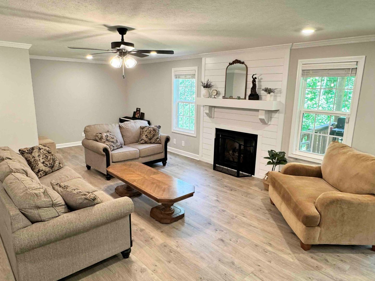 1057 Brightwood Ct 5 of 12