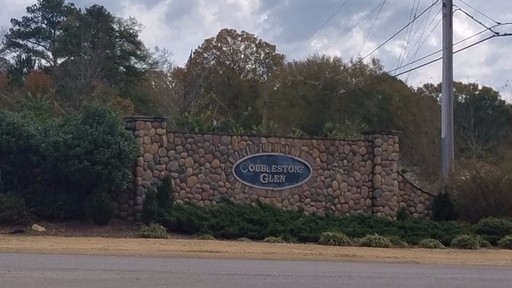 Cobblestone Glen – photo 1