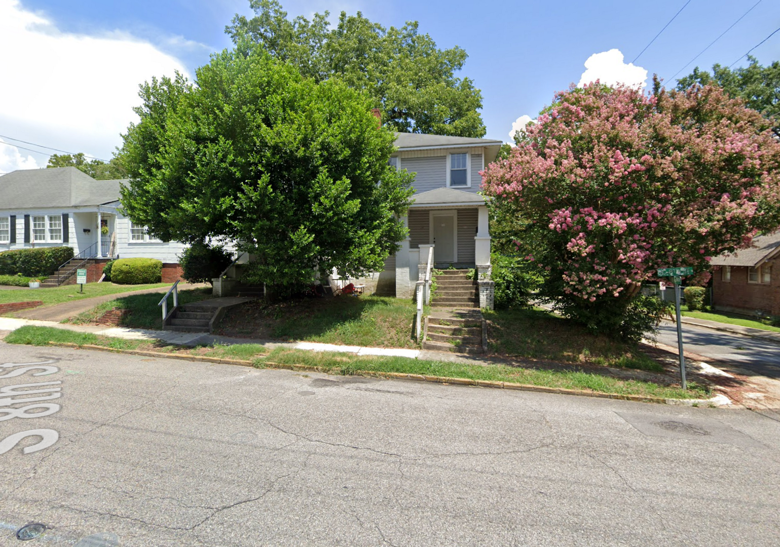 Gadsden House: 230 South 8th St
