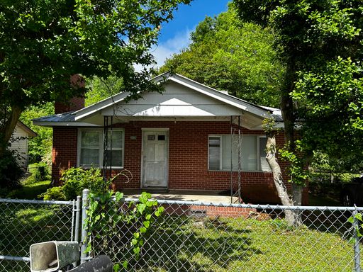 2826 Norwood Avenue, Anniston AL 36201 – photo 1
