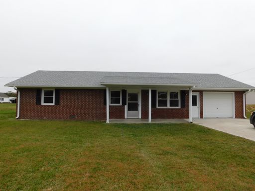 3 Bed 2 Bath Rental at 1540 Nixonton Road, Elizabeth City, NC – photo 1