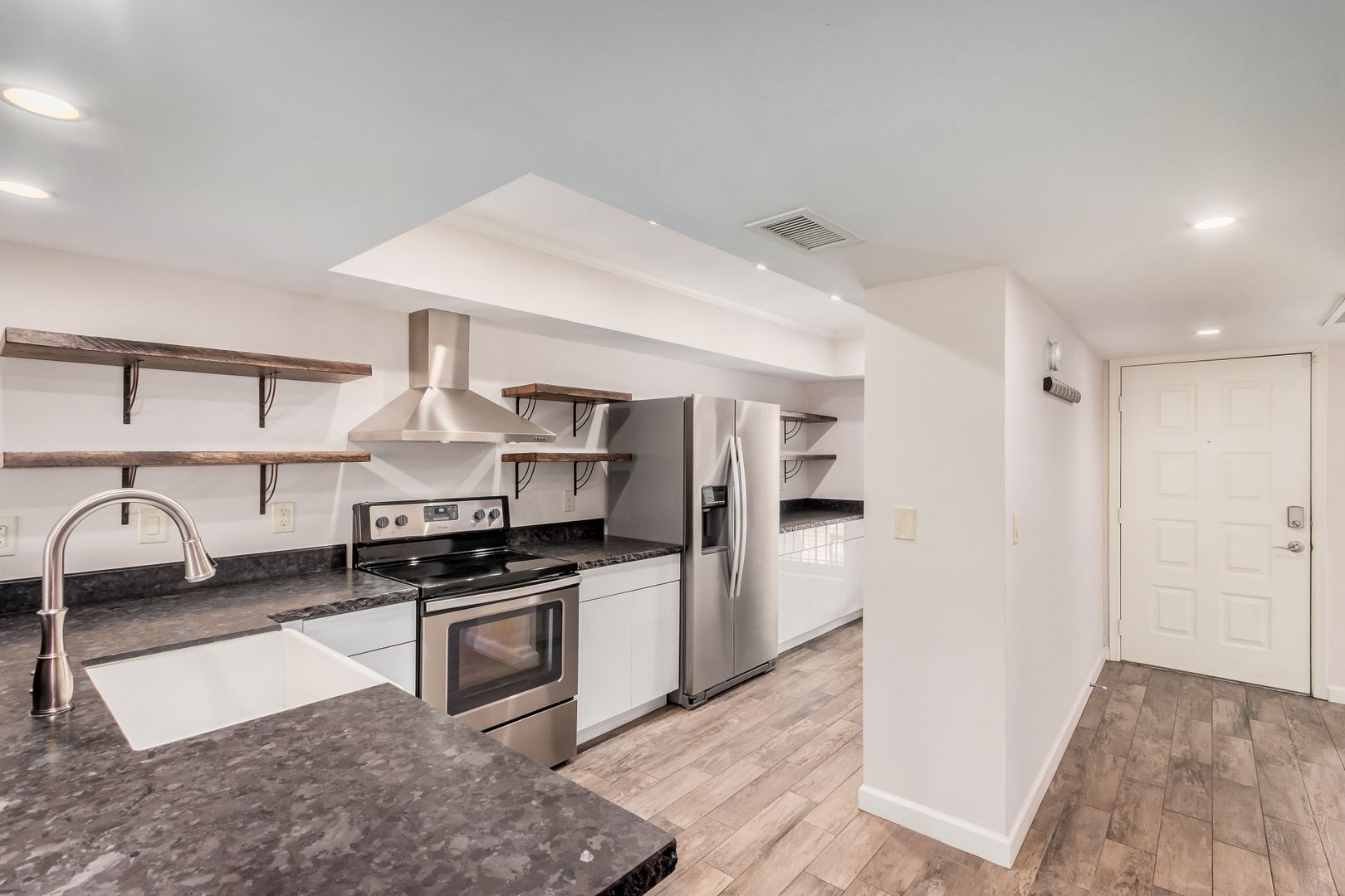 Scottsdale Condo: 8651 E Royal Palm Rd Unit 210