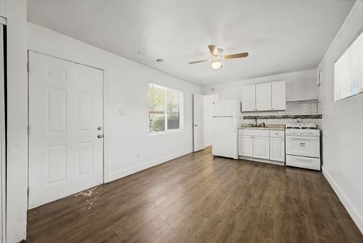 Unfurnished apartment interior at 15 on Cambridge.