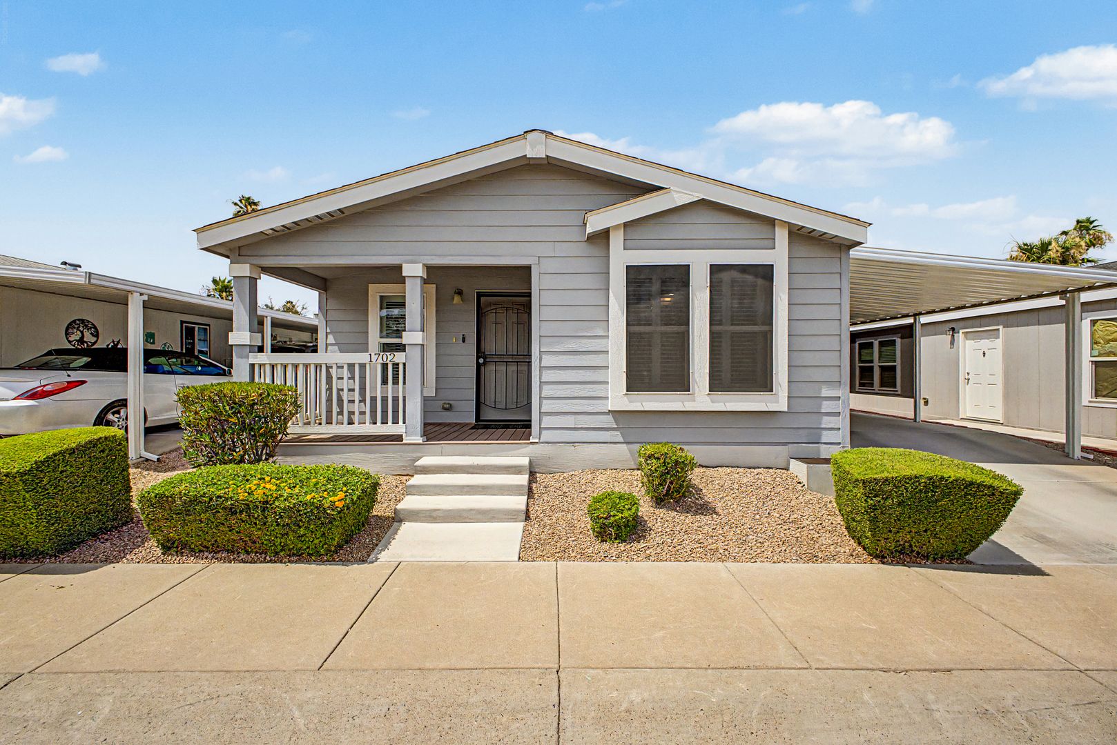 Phoenix House: 1702 E Michelle Dr