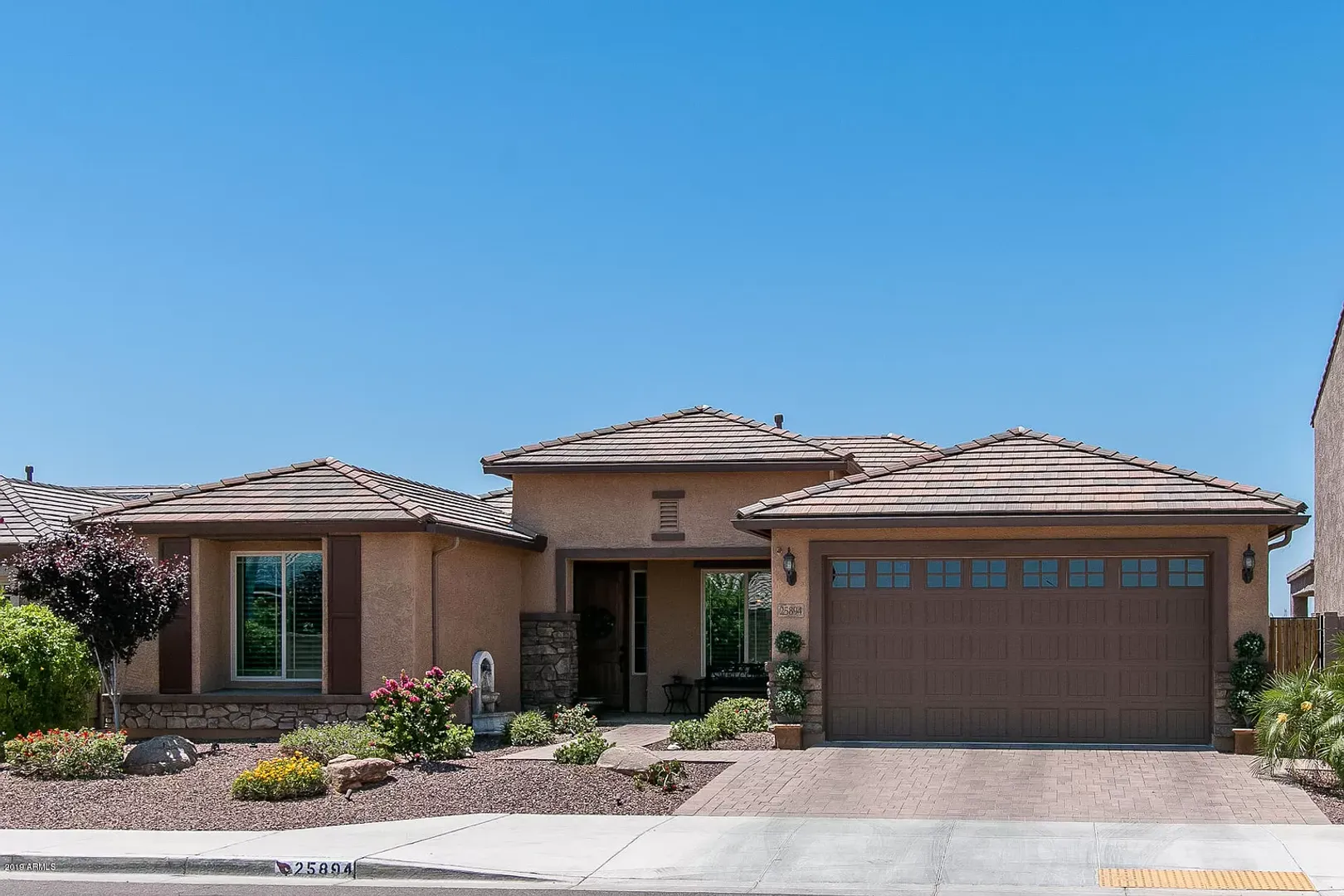 Peoria House: 25894 N 108th Ave