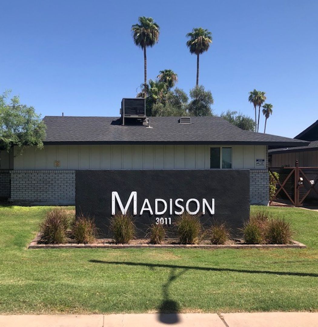 Phoenix Apartment: 3011 N. 38th St. - Unit 01