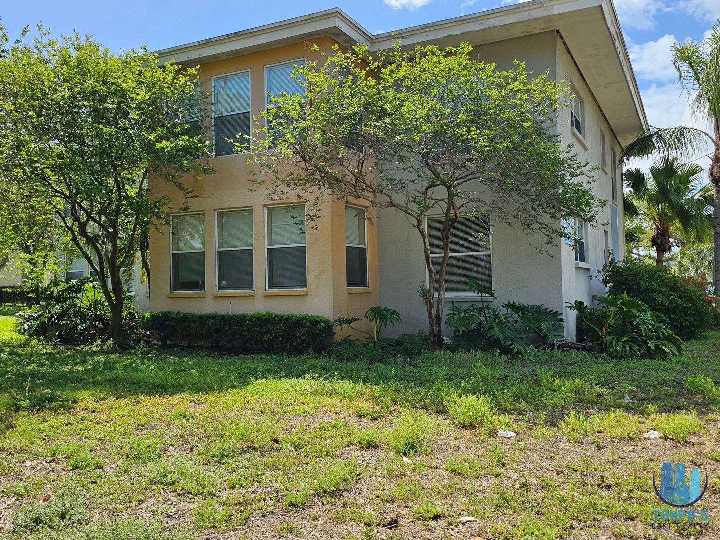 Clearwater Apartment: 1365 Drew St