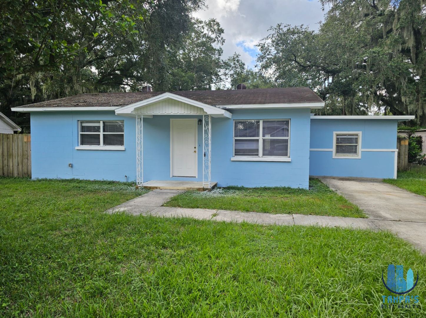 Lakeland House: 2721 Doyle Cir