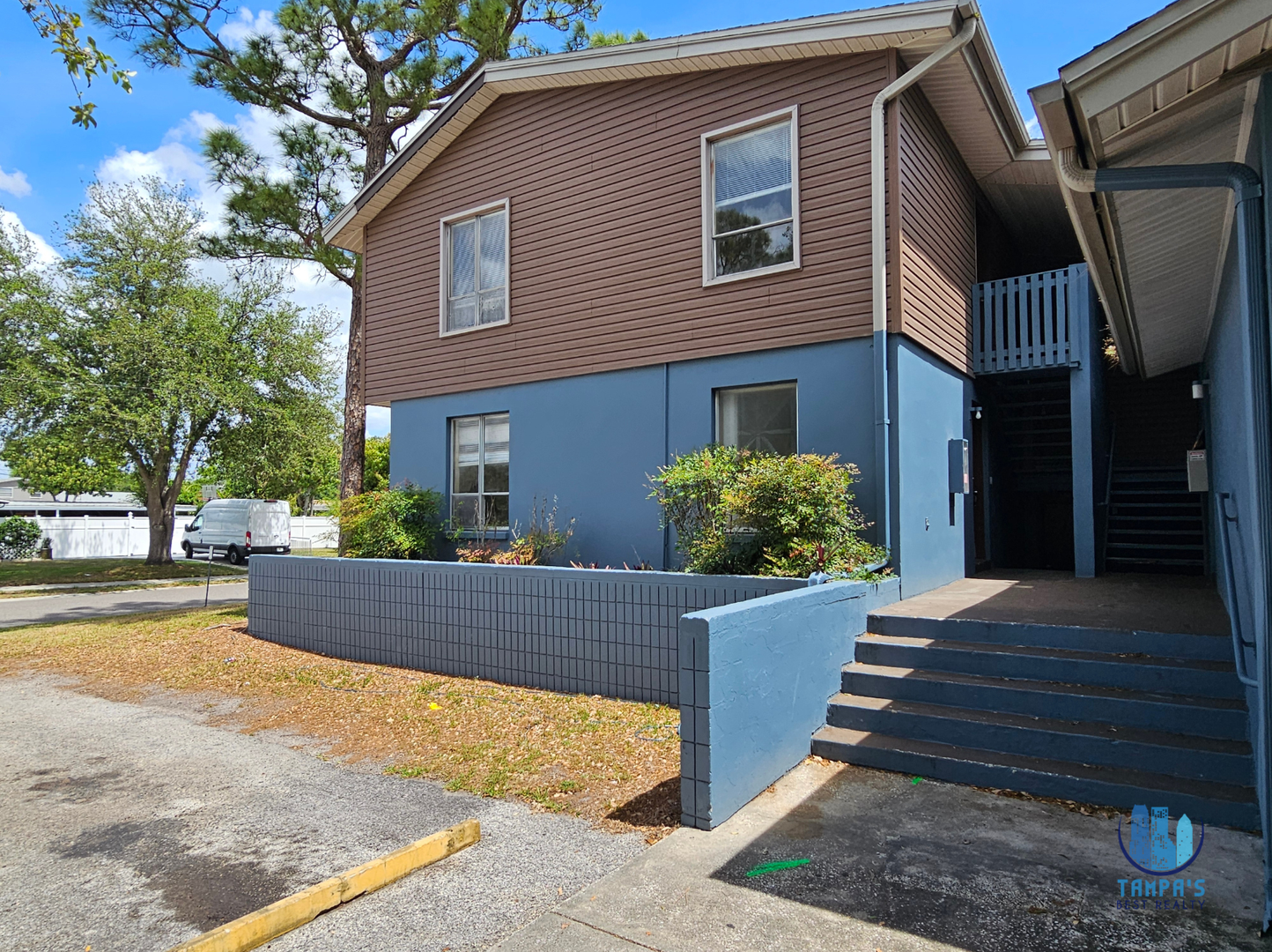 Tampa Apartment: 7602 W Powhatan Ave