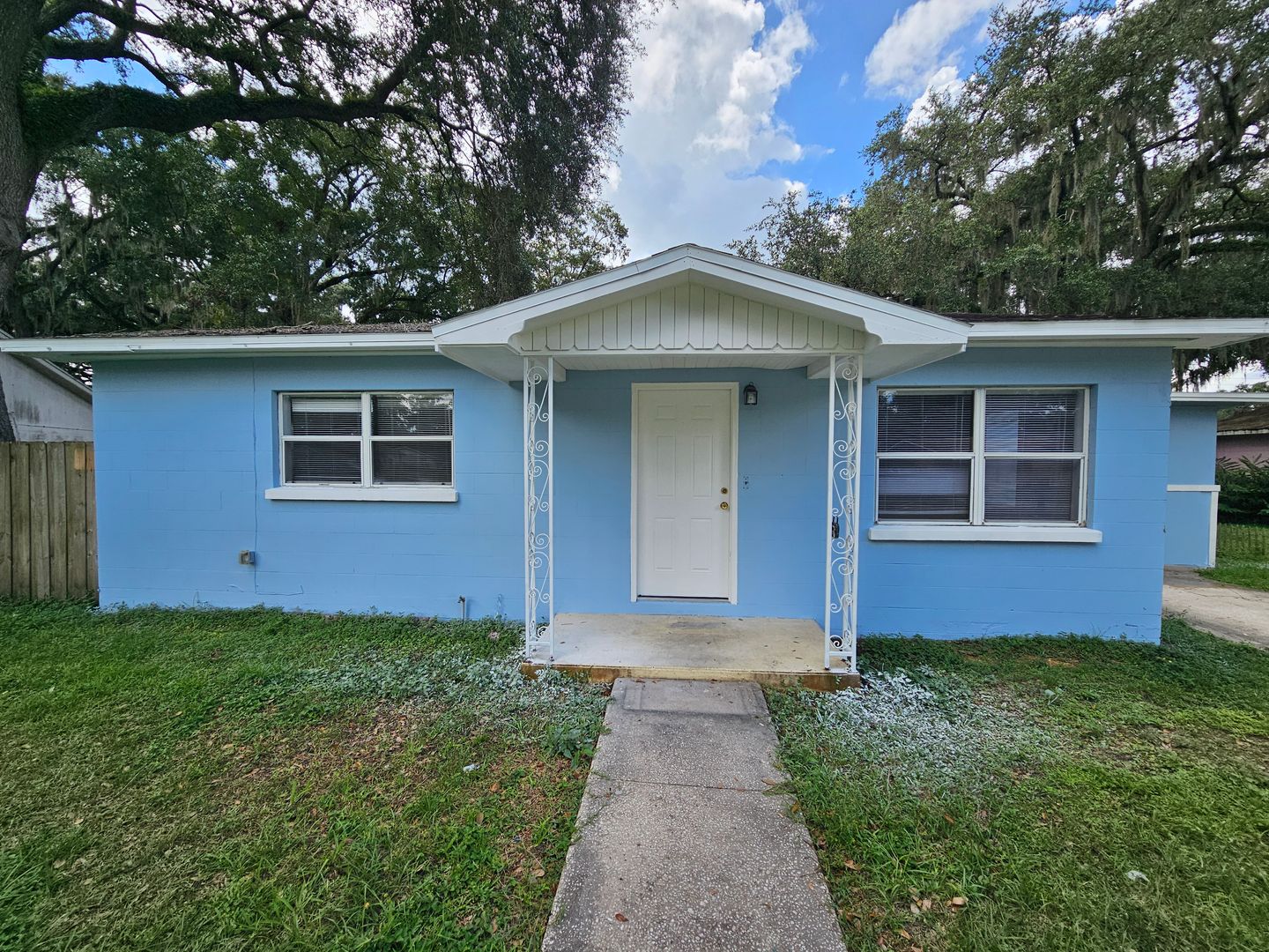 Lakeland House: 2721 Doyle Cir