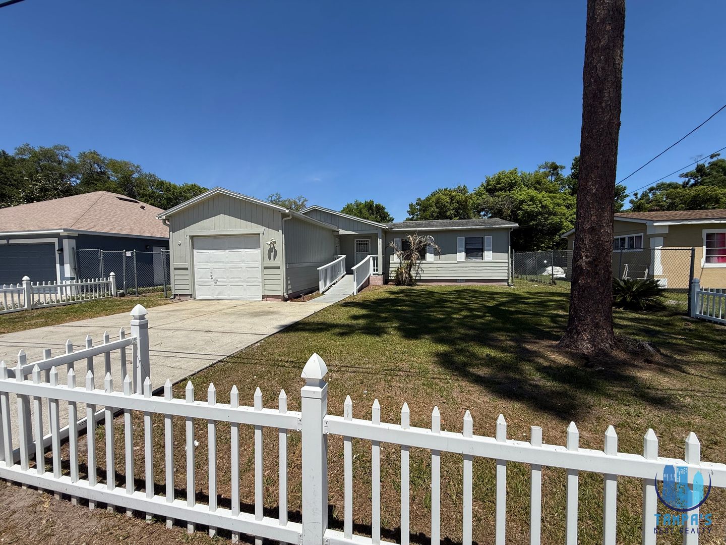 Kissimmee House: 1619 Sunny St