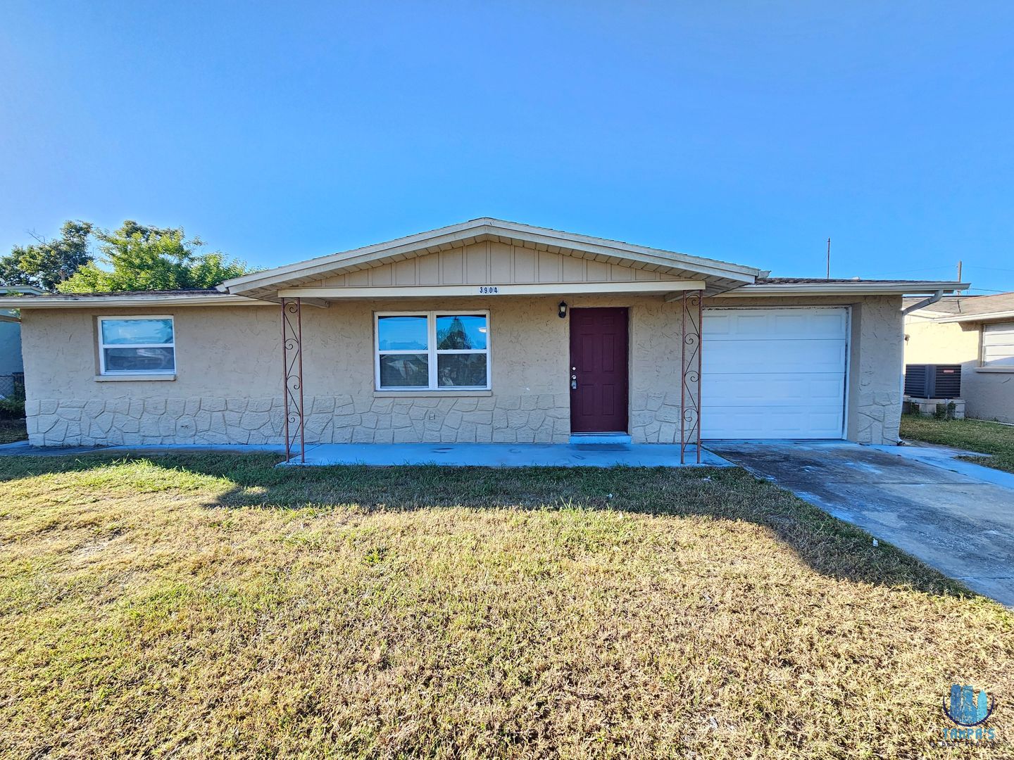 Holiday House: 3904 Darlington Rd