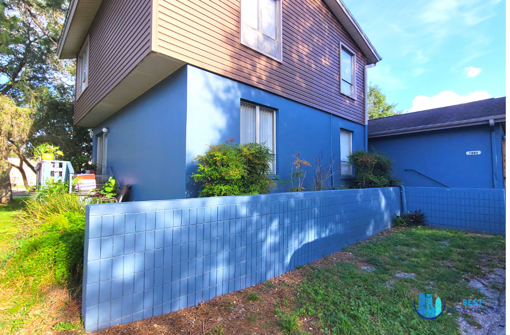 Tampa Apartment: 7602 W Powhatan Ave