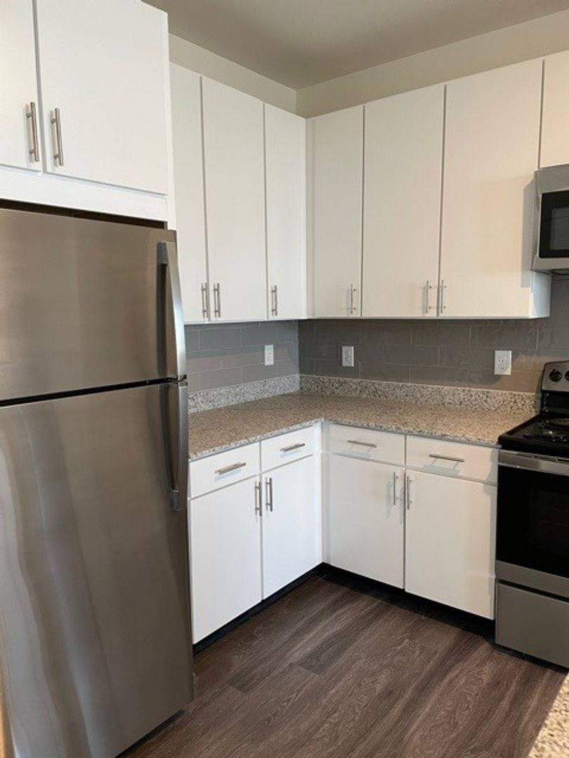 Norfolk Apartment: 719 E. Ocean View Ave