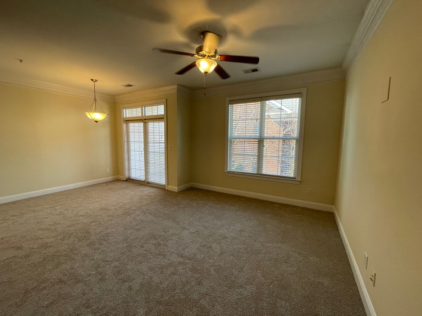 Virginia Beach Apartment: 4884 Travertine Ave